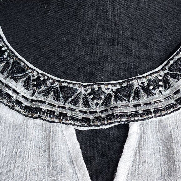 AB Studio White Handkerchief Hem Sleeveless Rayon Poly Gauze Beaded Tank Size XL - Picture 8 of 16